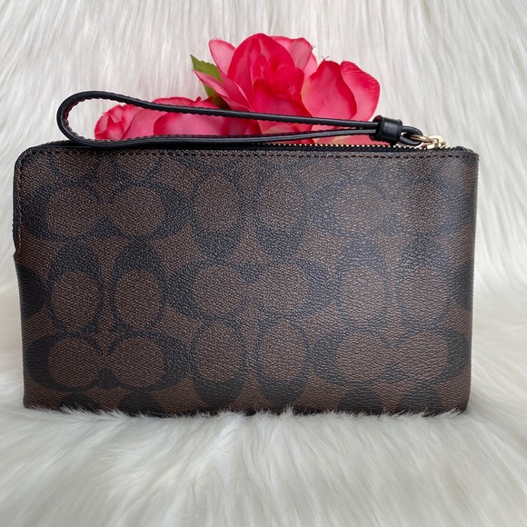 Coach Women’s Large Corner Zip Wristlet In Signature Canvas - Picture 10 of 16